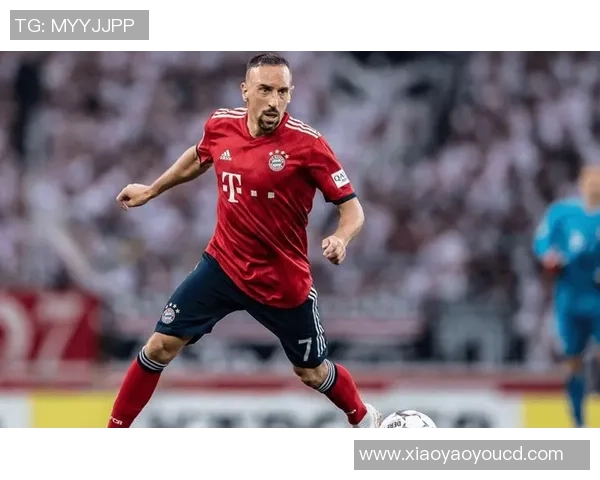 足球球星穿搭解析 揭秘赛场外时尚风采与球员个性表现 足球球星穿搭解析 揭秘赛场外时尚风采与球员个性表现